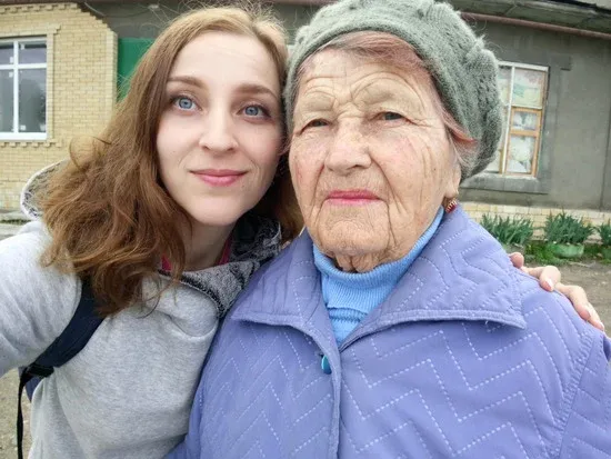 Clara & Sophia M.
